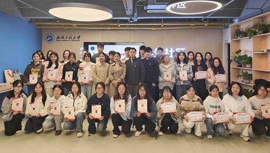 61354685d1b5bd44ff9e002b78864c83